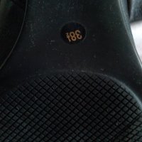 Ботуши Prada, размер 38.5, черни, 100% естествена кожа, снимка 5 - Дамски ботуши - 42090728