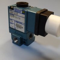 Пневматичен разпределител MAC 166B-121JM pneumatic valve, снимка 3 - Резервни части за машини - 39374273