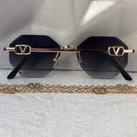 Valentino дамски слънчеви очила Осмоъгълник с верижка синджир, снимка 10 - Слънчеви и диоптрични очила - 44701759