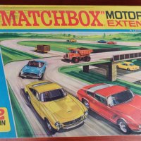 Hot Wheels, Matchbox и Johnny Lightning Модели и други, снимка 7 - Коли, камиони, мотори, писти - 42273985
