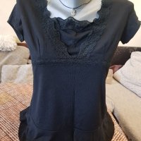 Дамска блуза размер S/М, снимка 1 - Туники - 37415217