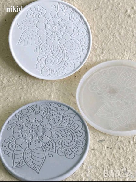 Кръг кръгла подложка декорирана с цвете  основа за чаша , снимка 1