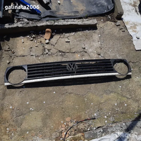 Предна решетка с емблема от голф 2, снимка 1