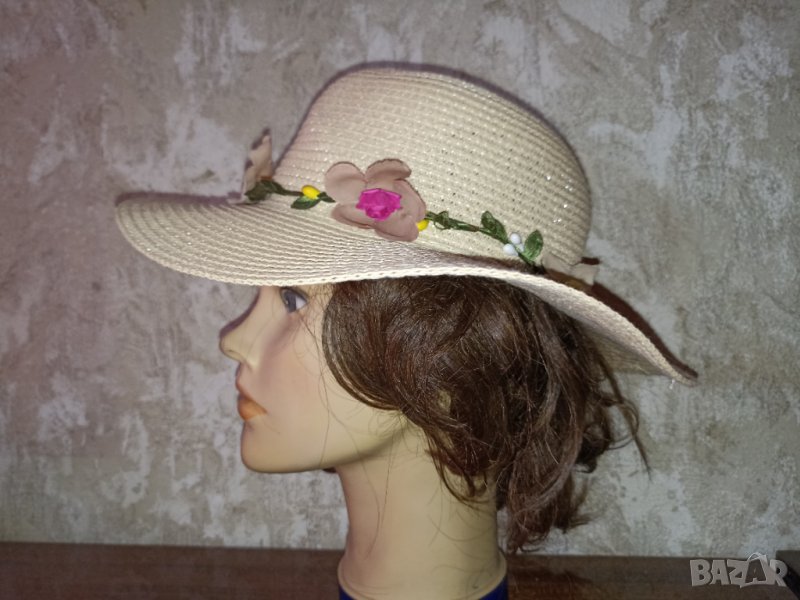 Плажна шапка с периферия/ капела с цветчета, снимка 1