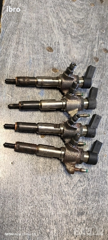 дюзи за Форд Ситроен Волво Пежо 1.6HDI 50274V05 9674973080, снимка 1