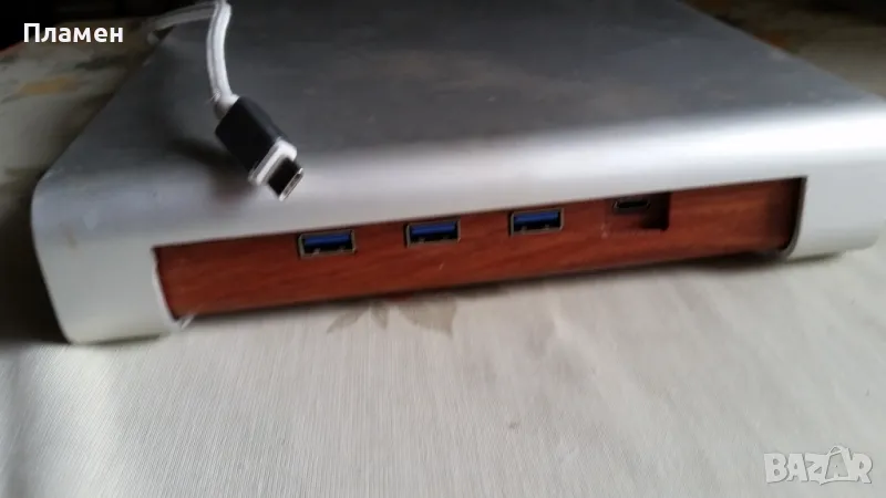 Алуминиева плоскост с USB портове, снимка 1