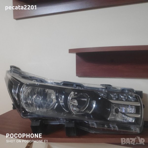 Продавам - оригинален десен Led фар за Тойота Корола, снимка 1