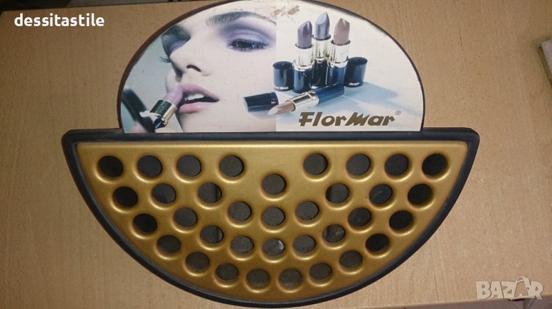 Стелаж за червила, снимка 1