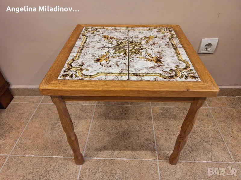 маса за всекидневна с плочки , снимка 1