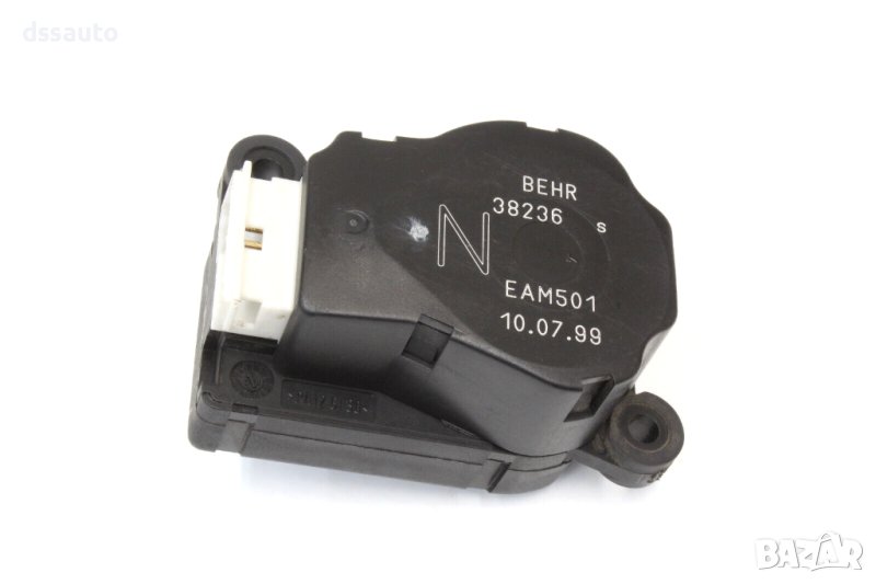 Моторче клапа парно Mercedes HVAC BEHR 38236 EAM501 OEM W220 W215, снимка 1