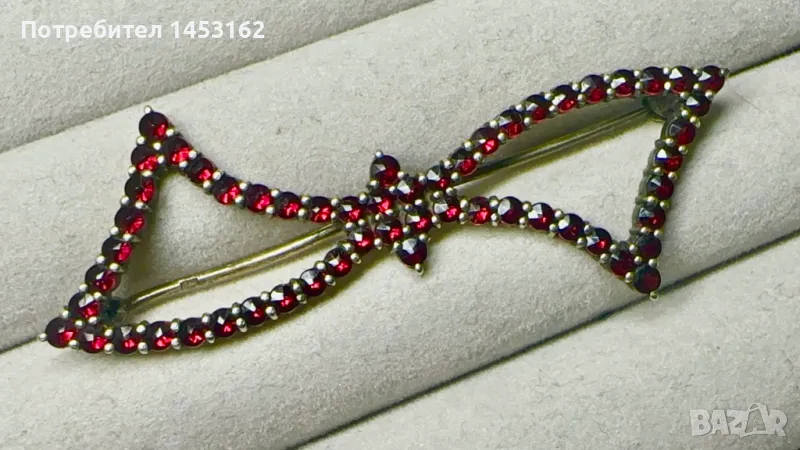 Старинна сребърна брошка с гранати , снимка 1