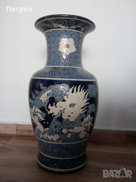 Продавам голяма,стара и красива, китайска ваза., снимка 1