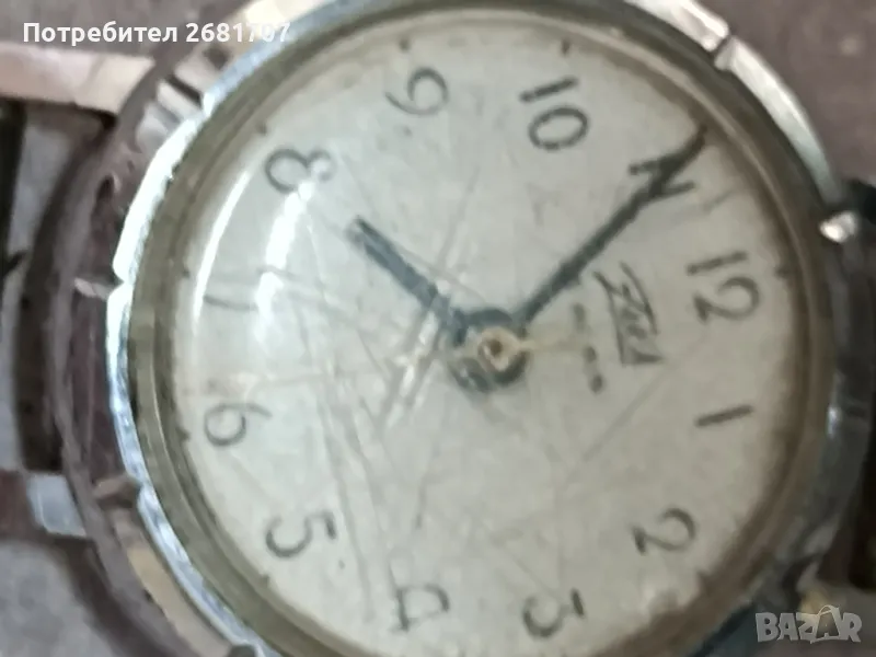 часовник Заря , снимка 1