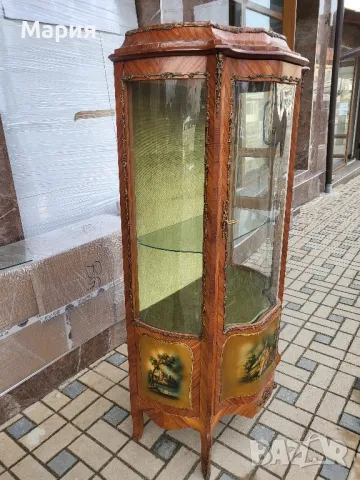 Италианска барокова витрина 018, снимка 4 - Секции и витрини - 49052399