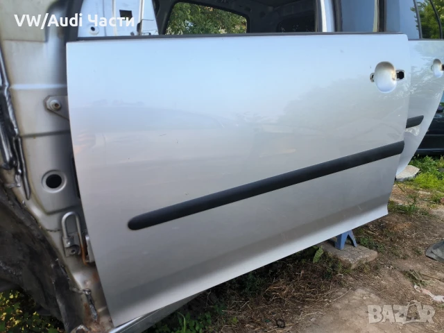 Предна лява врата за Голф 5 Volkswagen Golf 5  LA7W , снимка 2 - Части - 50621891