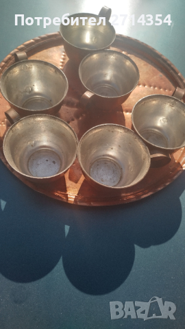 Меден поднос с чаши, снимка 1 - Антикварни и старинни предмети - 44610642