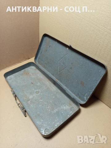 Соц Стара Метална Кутия Куфар Куфарче За Инструменти., снимка 8 - Антикварни и старинни предмети - 50800701