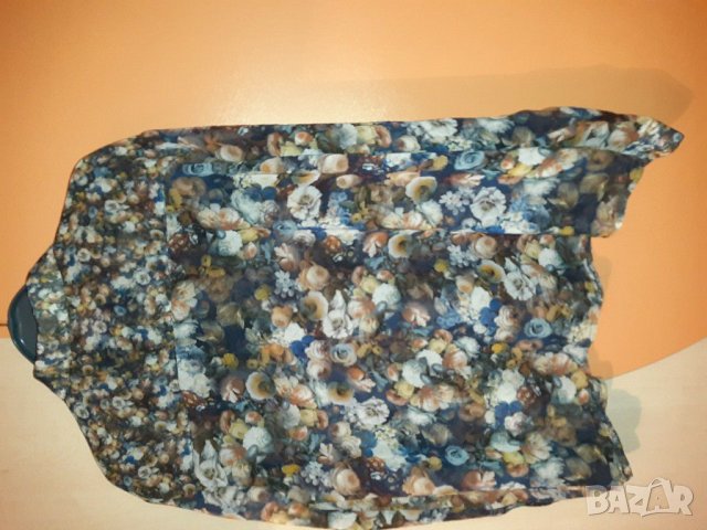 Страхотна тънка риза на PULL&BEAR р-р М, снимка 2 - Ризи - 30857787