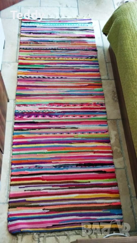 Ярка многоцветна пътека черга, ръчна изработка