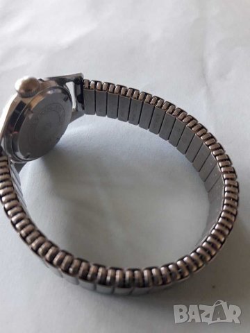 Стар дамски механичен часовник , снимка 5 - Антикварни и старинни предмети - 29719702