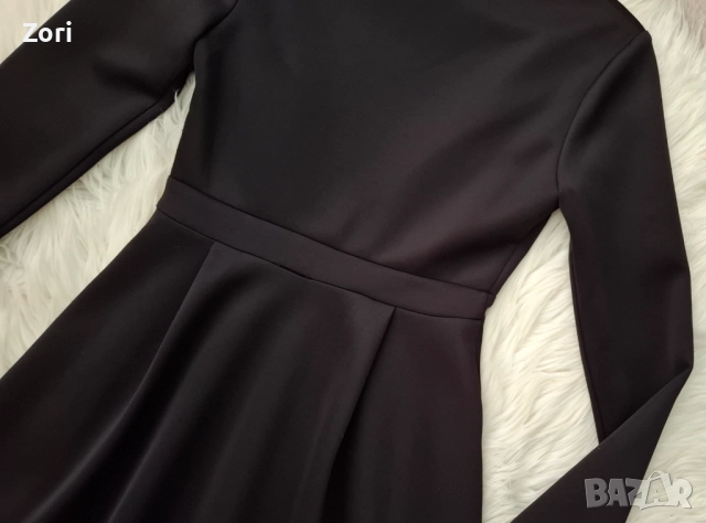 Черна кукленска рокля с дълбоко остро деколте, снимка 4 - Рокли - 52658056