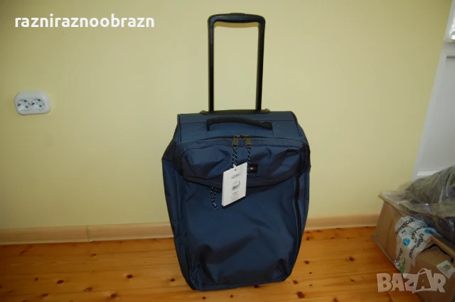 Текстилен куфар EASTPAK, снимка 7 - Куфари - 50966557