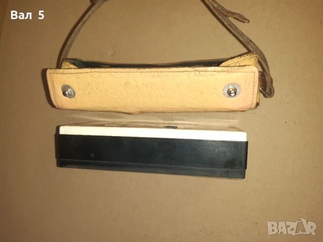 Старо радио , транзистор СОКОЛ - СССР , с калъф, снимка 4 - Антикварни и старинни предмети - 54268352