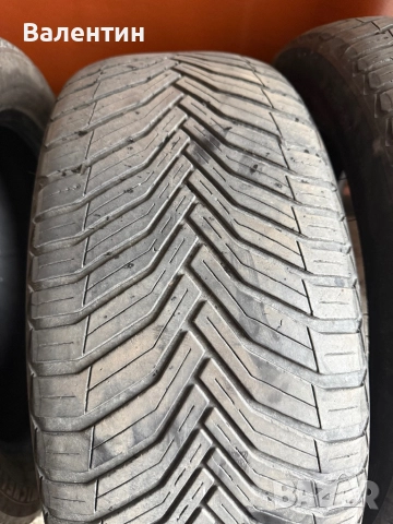 Всесезонни гуми 225/50/17 - 4 броя, снимка 4 - Гуми и джанти - 52707302