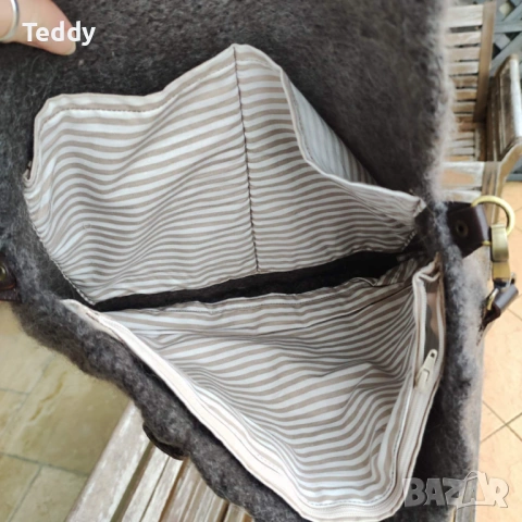 Стилна вълнена чанта с кожена дръжка, ръчно изработена, снимка 9 - Чанти - 53055026