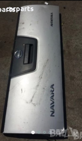 Nissan navara 2008година багажник врата