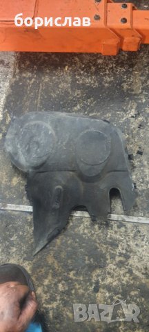 Ангренажен капак за пасат б6 2.0 тди