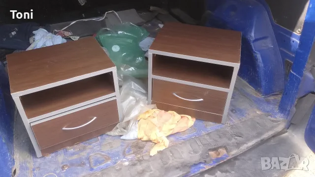 нощно шкафче нощни шкафчета 