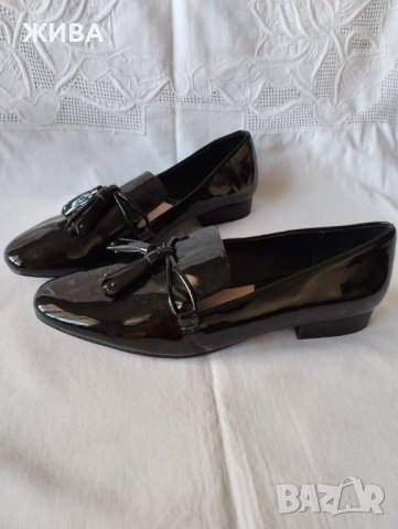 MANGO Дамски лоуфъри черни лачени, снимка 4 - Дамски елегантни обувки - 38080121