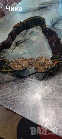 Старинен женски чапраз със колан