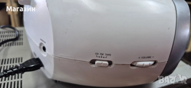 Радиокасетофон Philips , снимка 5 - Радиокасетофони, транзистори - 52934622