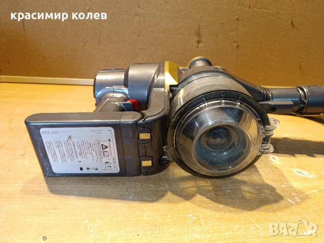 прахосмукачка "DYSON DC 16", снимка 7 - Прахосмукачки - 49675180