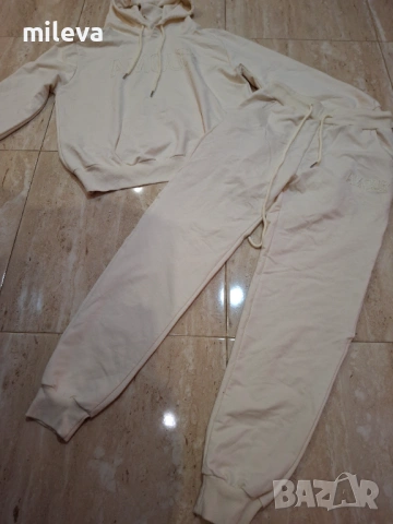 Дамски спортен комплект, снимка 7 - Спортни екипи - 53053202