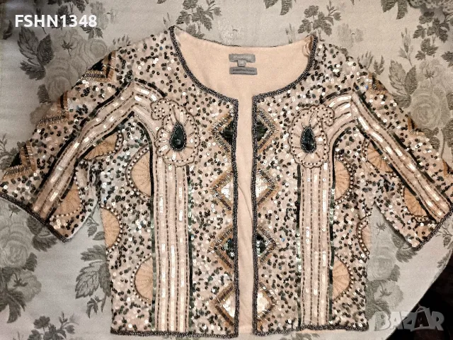 Болеро +топ с пайети и мъниста, снимка 2 - Комплекти - 50241162