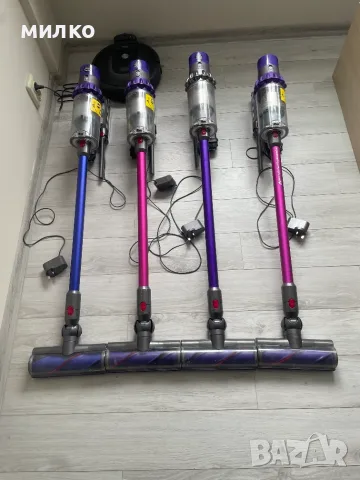  Вертикална прахосмукачка  Dyson V10