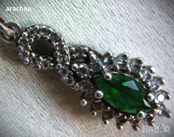 Сребърен медальон с верделит и топази, снимка 4 - Колиета, медальони, синджири - 48165985