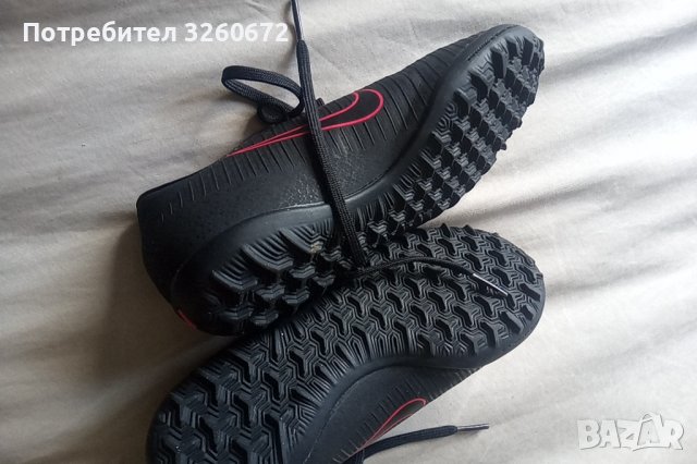 Nike футболни маратонки, снимка 3 - Детски маратонки - 40423616