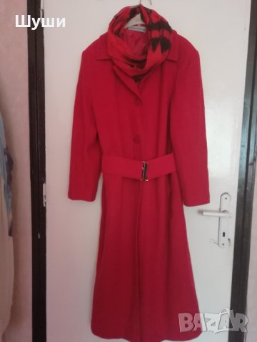 Елегантно червено дамски палто 
