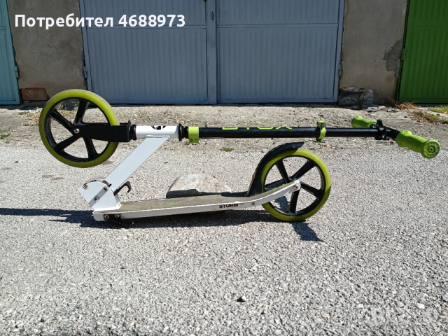 Детска тротинетка Byox Storm, снимка 8 - Скейтборд, ховърборд, уейвборд - 54349268