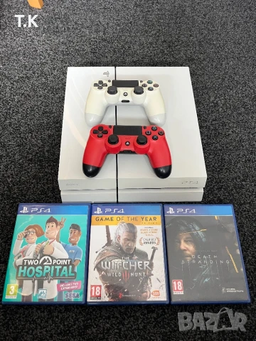Playstation 4 с 2 контролера и 3 игри 