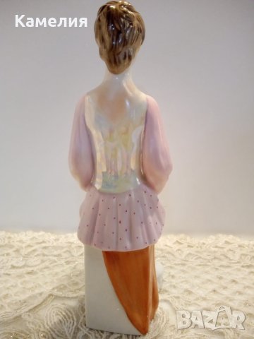 Порцеланова фигура , снимка 6 - Статуетки - 40588083