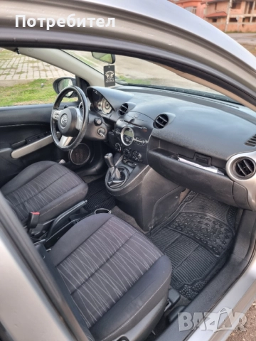 Mazda 2 , снимка 11 - Автомобили и джипове - 52647093