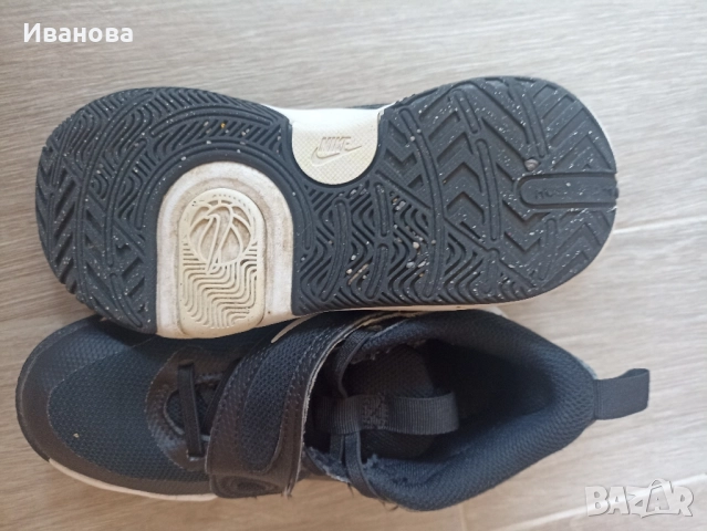 Детски маратонки Nike , снимка 4 - Детски маратонки - 51631185