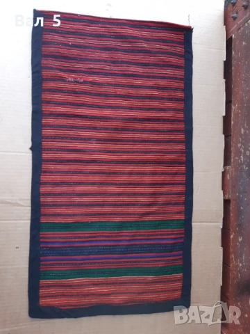 Автентична тъкана престилка , носия