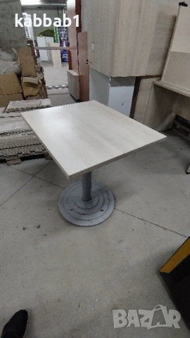 Маса правоъгълна 70см/59см с метален крак, снимка 5 - Маси - 53114565