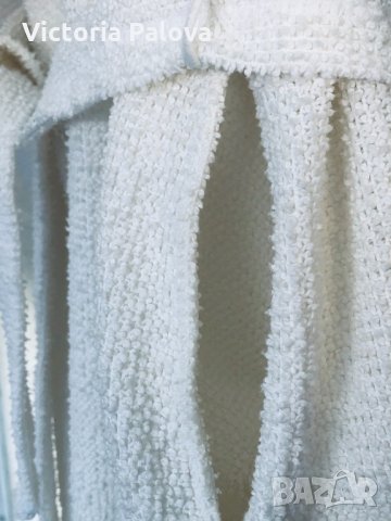 Красив дълъг бял халат BLEYLE Германия, снимка 4 - Пижами - 31958325